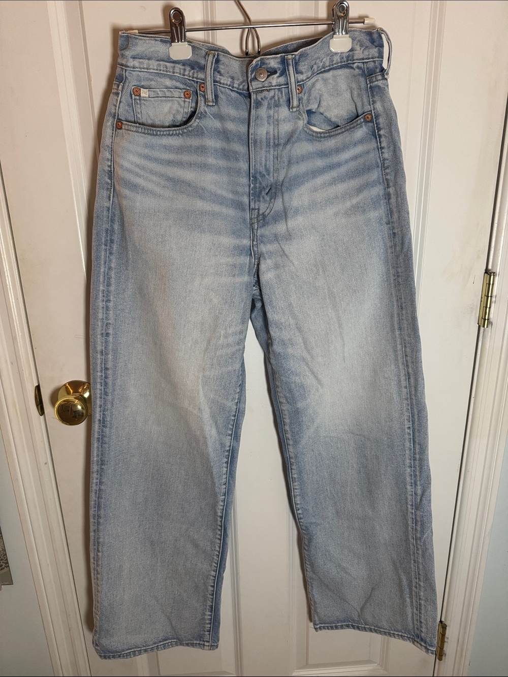 American Eagle AE77 Premium Stovepipe Jeans (Light Wash)